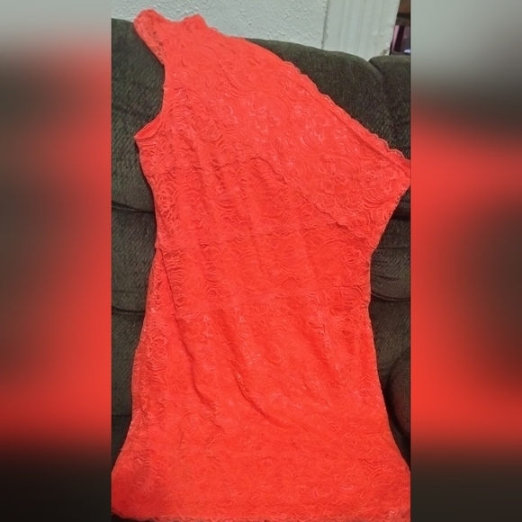 🧡Friday night - Picture 2 of 4